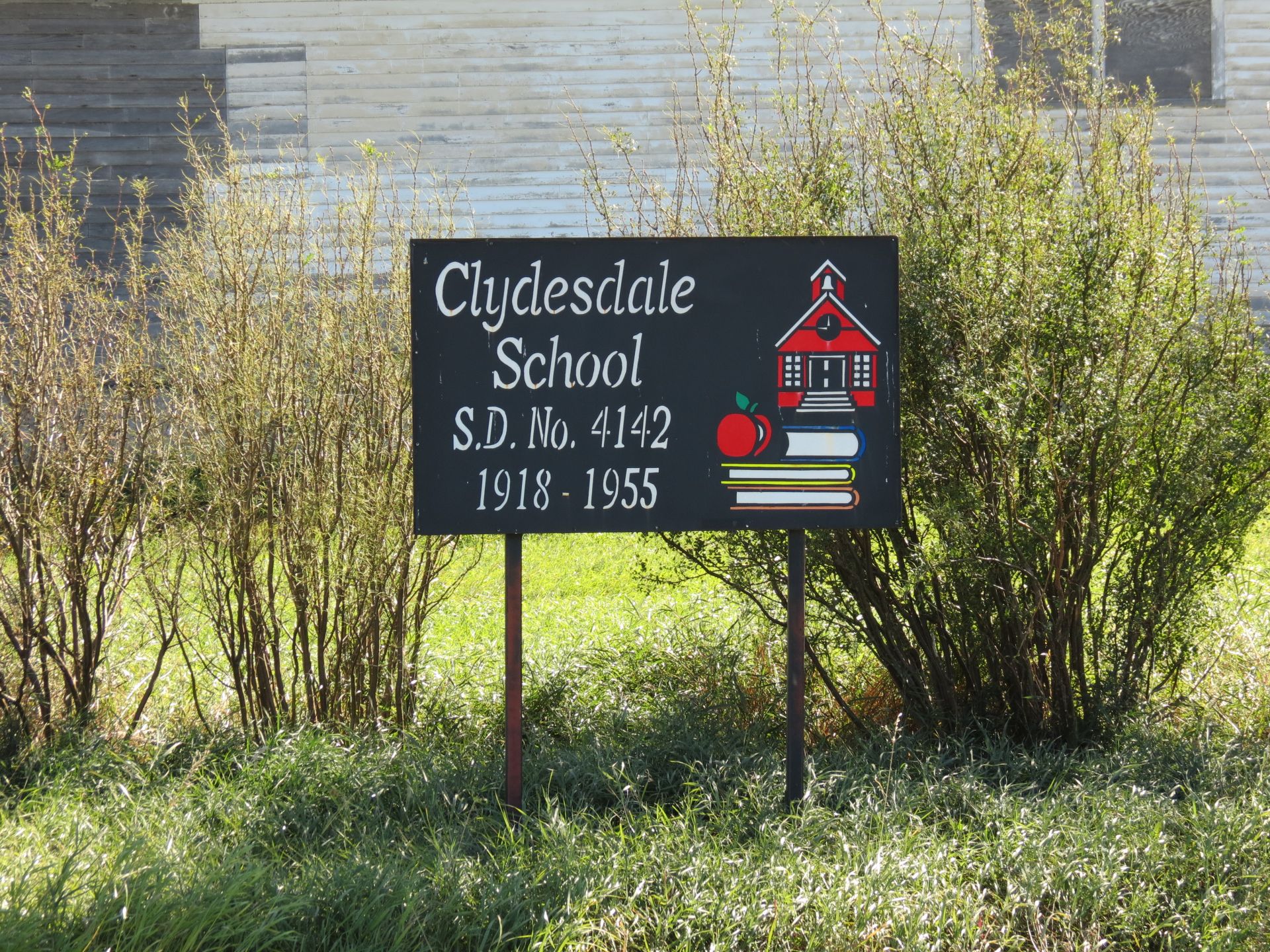 Clydesdale School District 4142,1918-1955,  North east section 32 township 3 range 27 west of the second meridian, near Coronach at north west section 11 township 2 range 27 west of the 2 meridian ,  Saskatchewan,      - Saskatchewan Gen Web